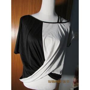 Black & White Tie Front Top - Size medium